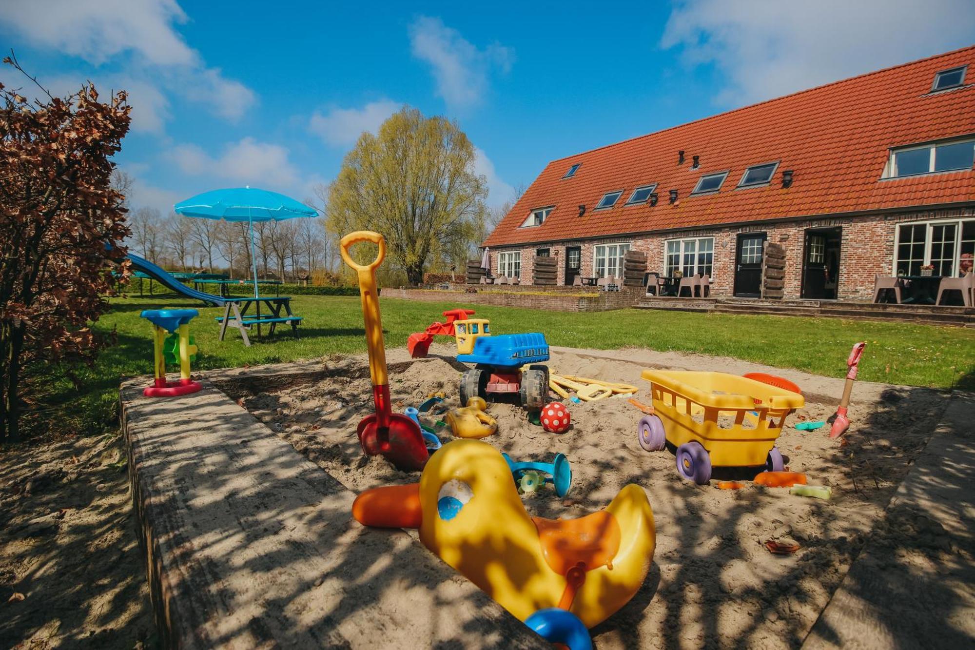 Accommodatie In Herbouwde Boerenschuur Koestal 러트랑슈망 외부 사진