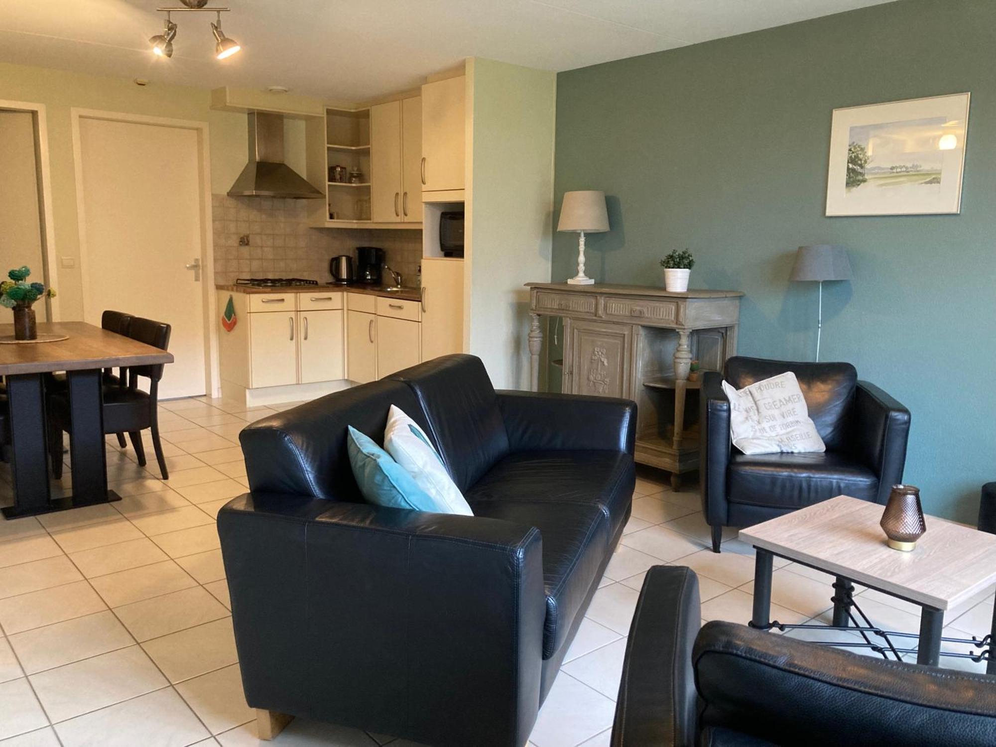 Accommodatie In Herbouwde Boerenschuur Koestal 러트랑슈망 외부 사진