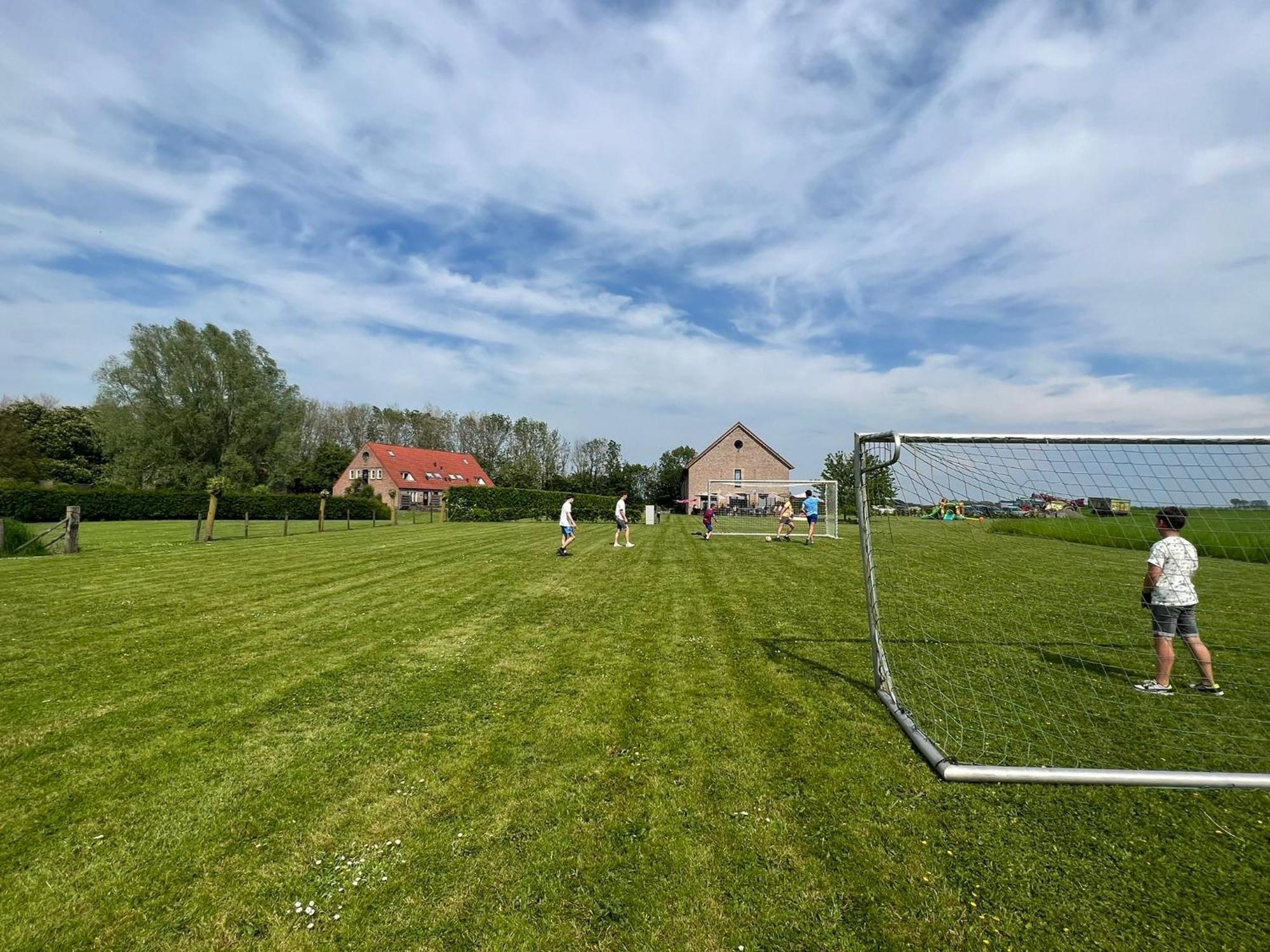 Accommodatie In Herbouwde Boerenschuur Koestal 러트랑슈망 외부 사진